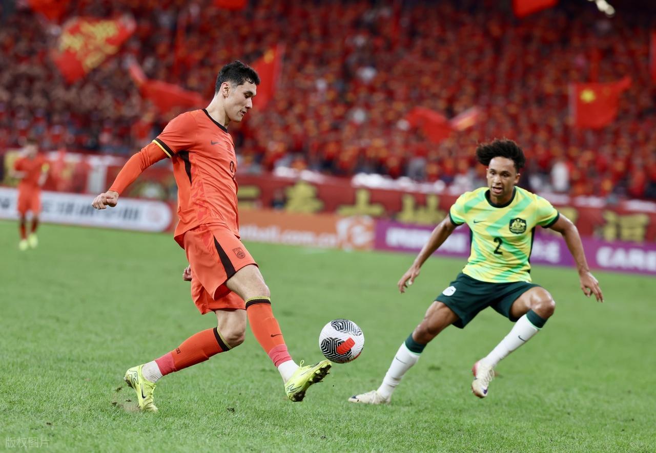 世界杯官网-亚奥赛：日本队志在卫冕，中国队能否顶住压力？